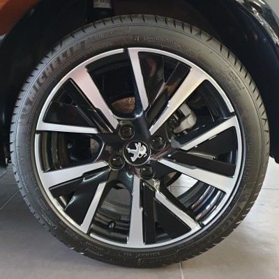 Dekoreinsatz für Leichtmetalfelge JORDAAN Peugeot 208 (P21) - SCHWARZ ONYX
