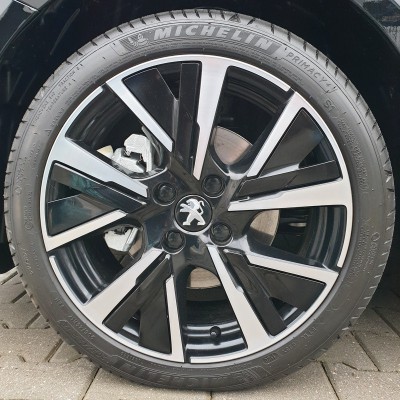 Dekoratívne vložka alu disku JORDAAN Peugeot 208 (P21) - ČIERNA ONYX